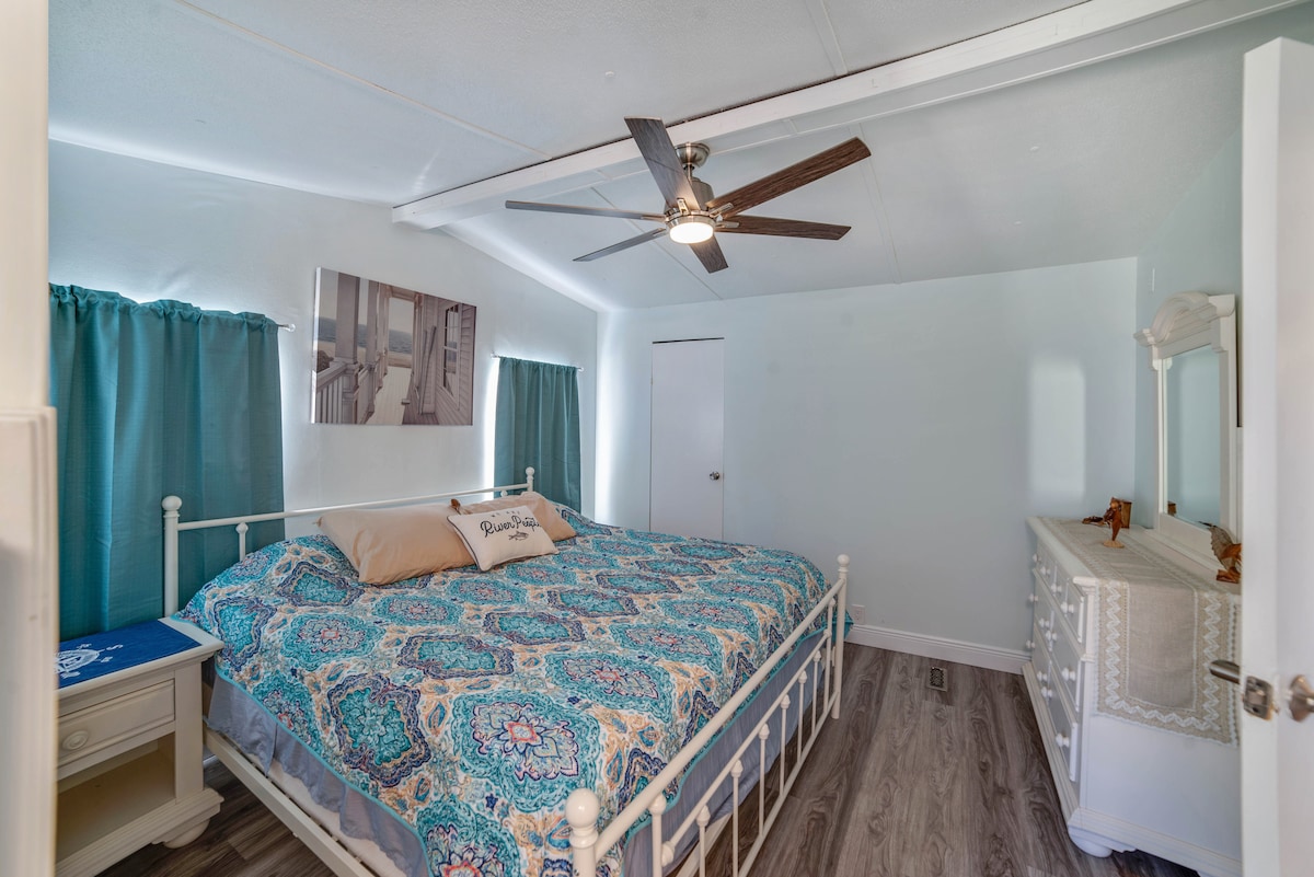 Мајстор со брачен кревет (широк 180 - брачен