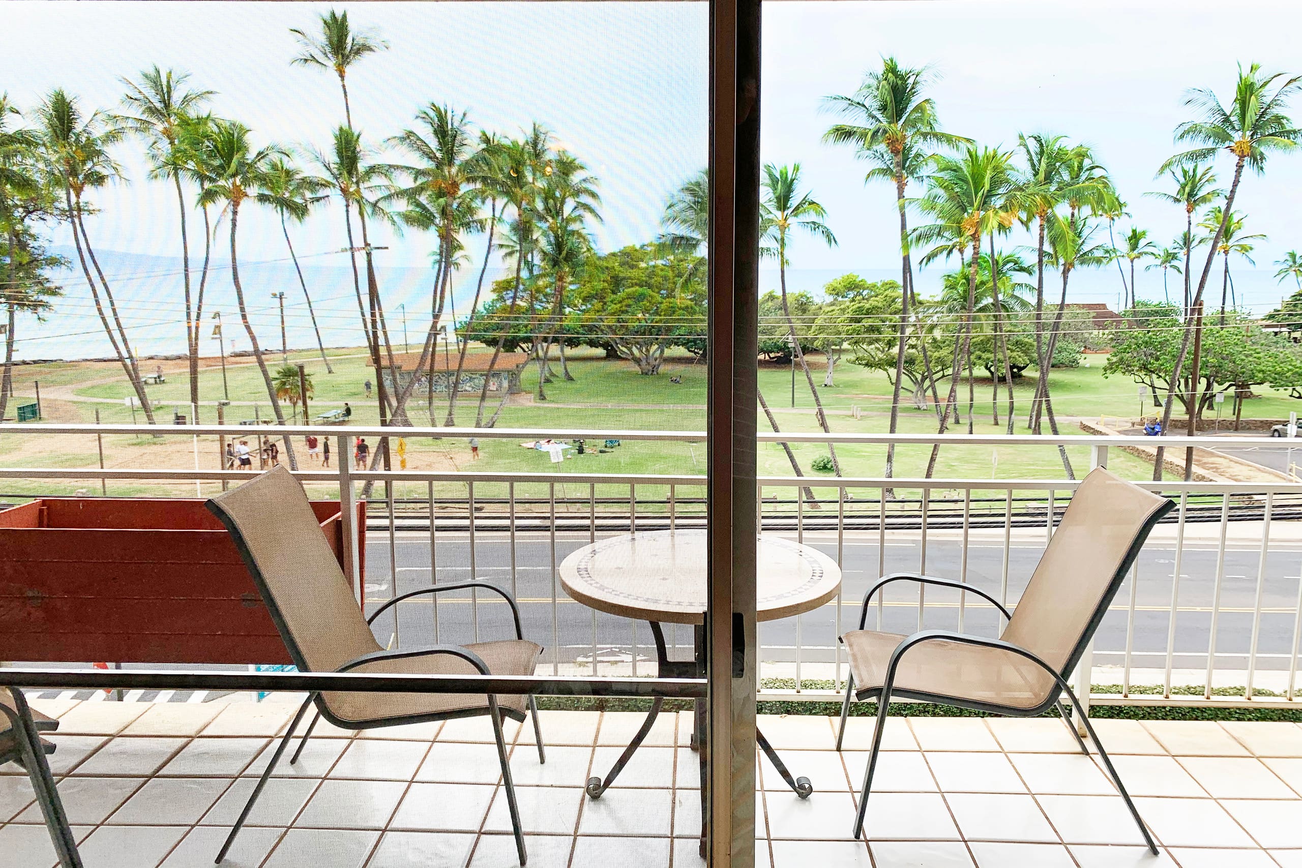 Condo in Kihei · ★4.88 · 1 bedroom · 2 beds · 1 private bath - Image 13