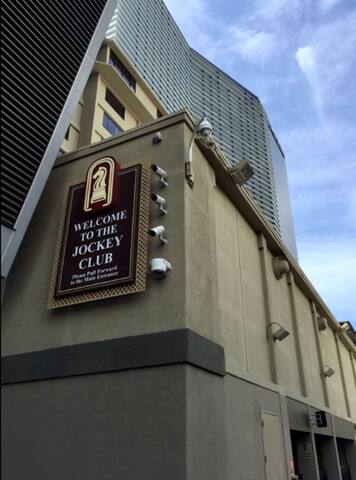 BEST LOCATION on Strip!2B2B StripCondo 3Q+Sfabd J2 gallery image 5