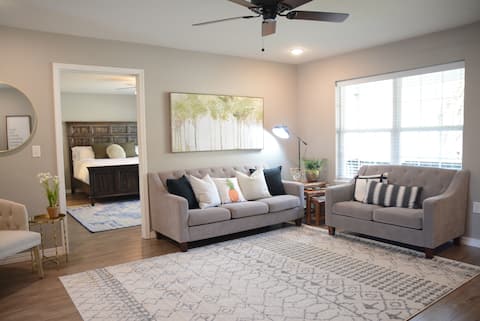 Ozark Adventure Pad, attached Garage