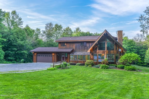 Wildlife Retreat in the Forest