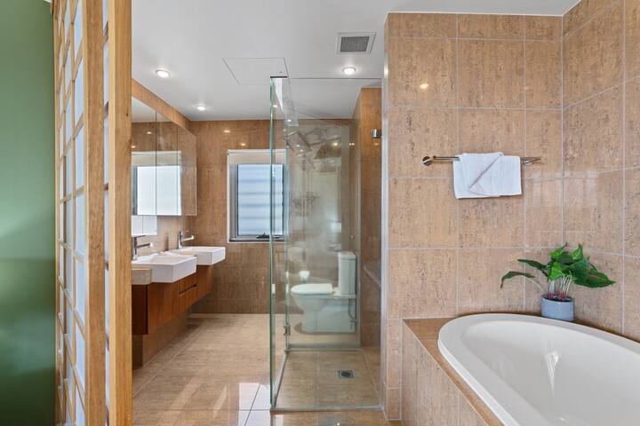 2 Bedroom Rooftop Terrace Apartment gallery image 4