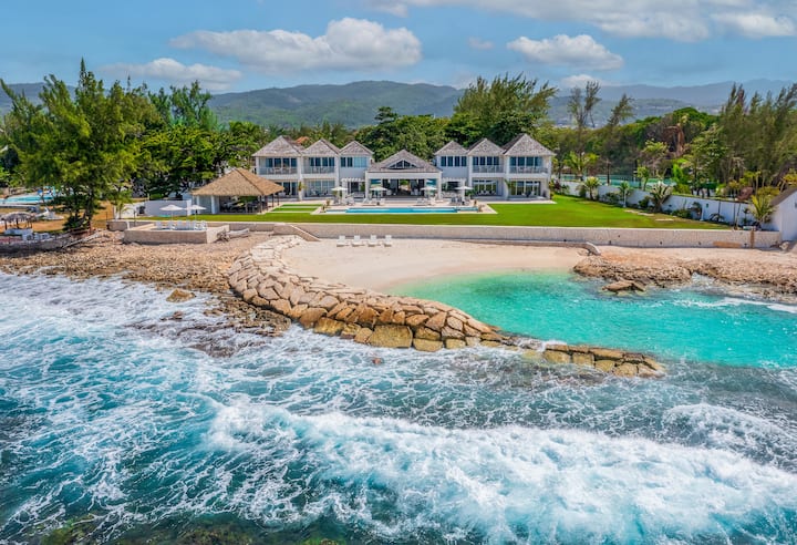 Kai Ki Villa Ocho Rios-Luxury 9 Bedroom Beachfront
