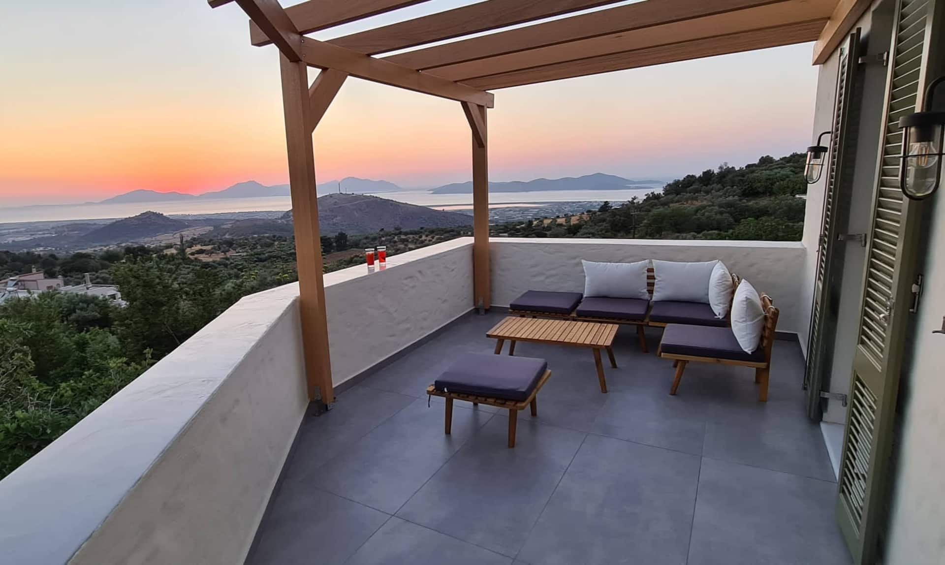 Deluxe Villa-Private Outdoor Tub & Panoramic View