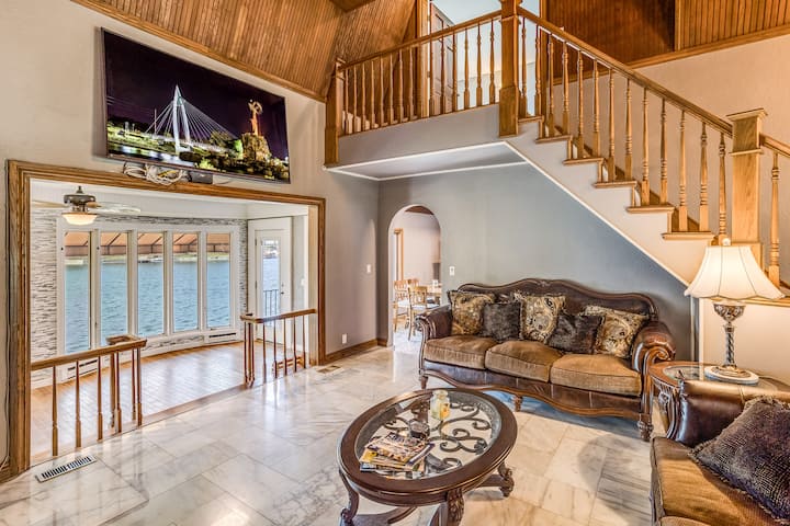 Photo inspiration: Curated Luxury Beachfront Rentals Kansas Gallery View 49