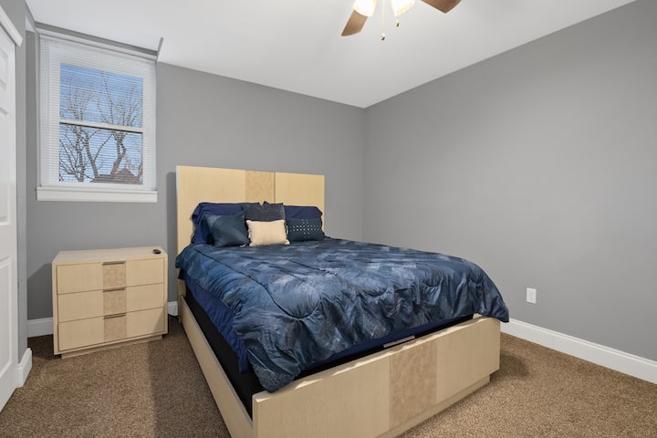 Krevat dopio "queen" 