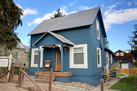 Ellie & Em's - An historic home in downtown Roslyn