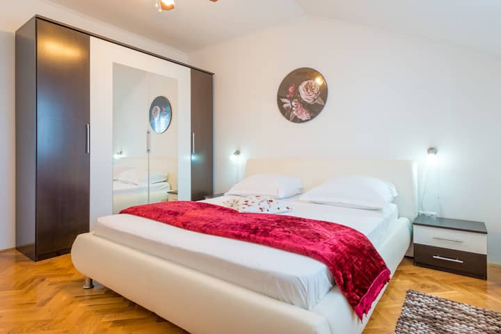 Dormitorio espacioso 1.