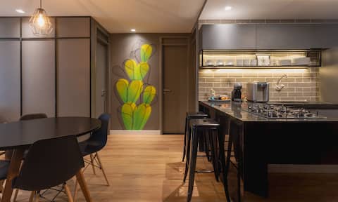 Cactus Apartment - Stylish apt. near the beach