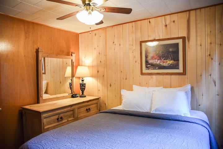 Zweites Schlafzimmer