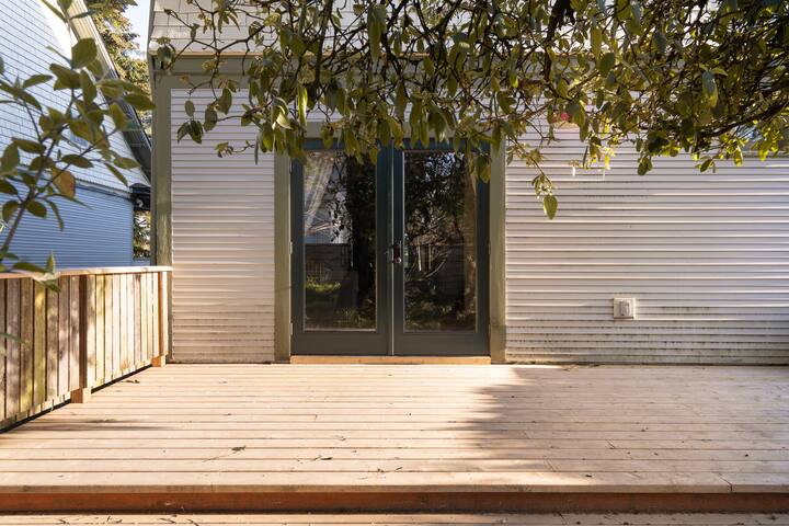 Historic Charm • Modern Comfort • Spacious • 3BR gallery image 5