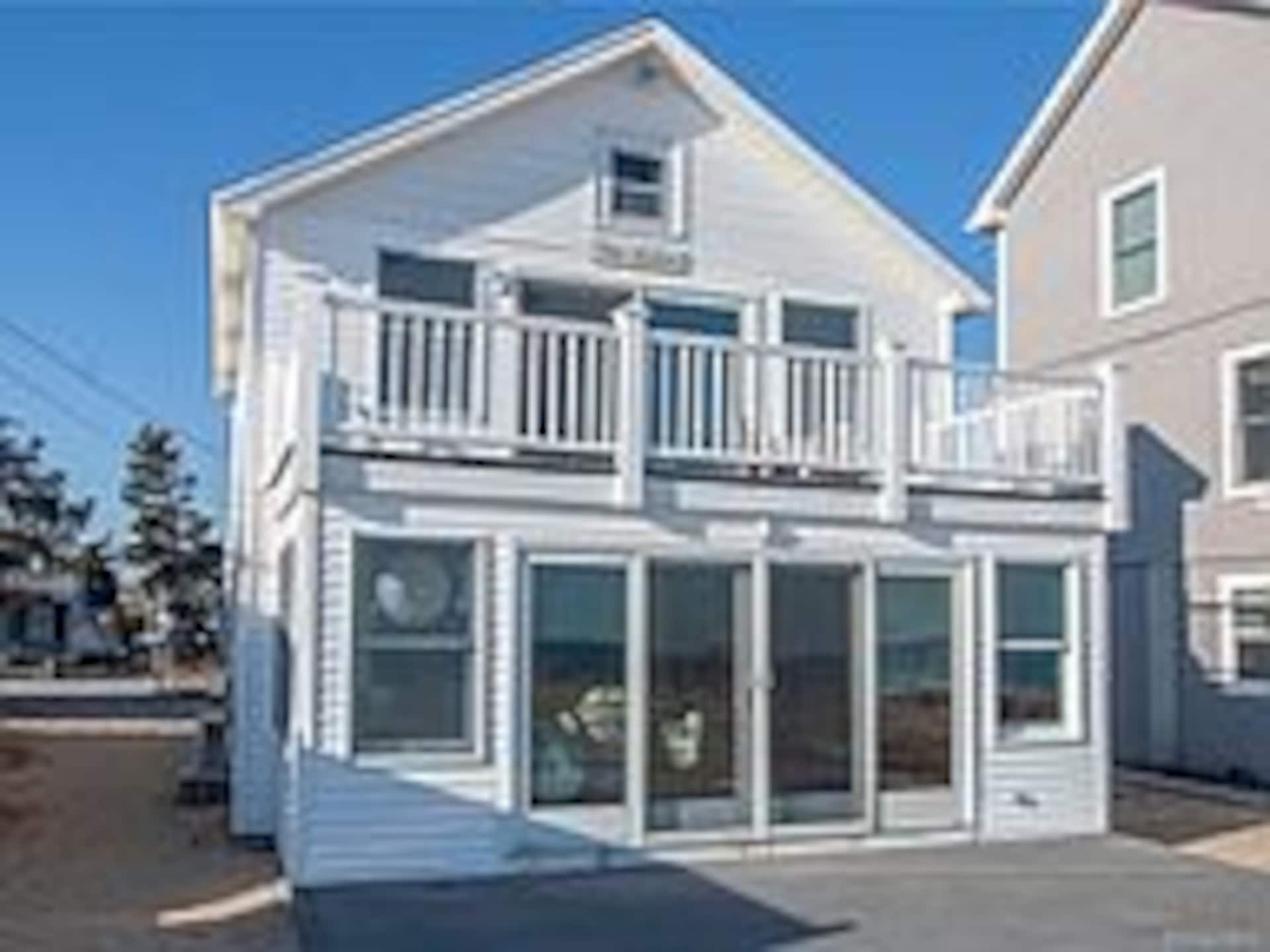 A Beach House Gem