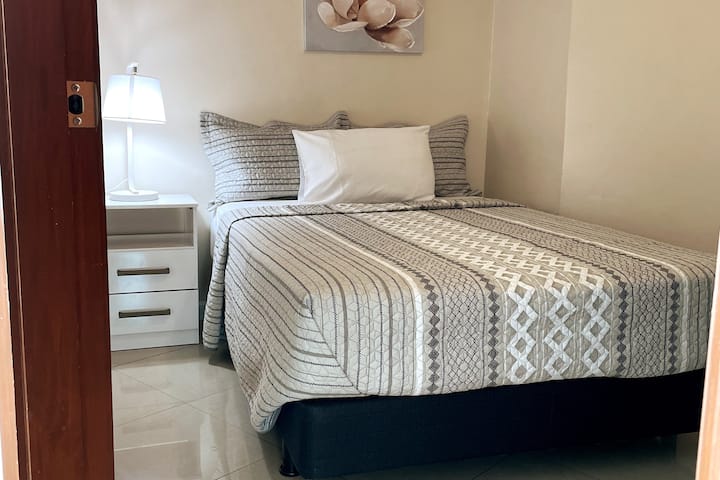 כניסה לחדר השינה הפנימי