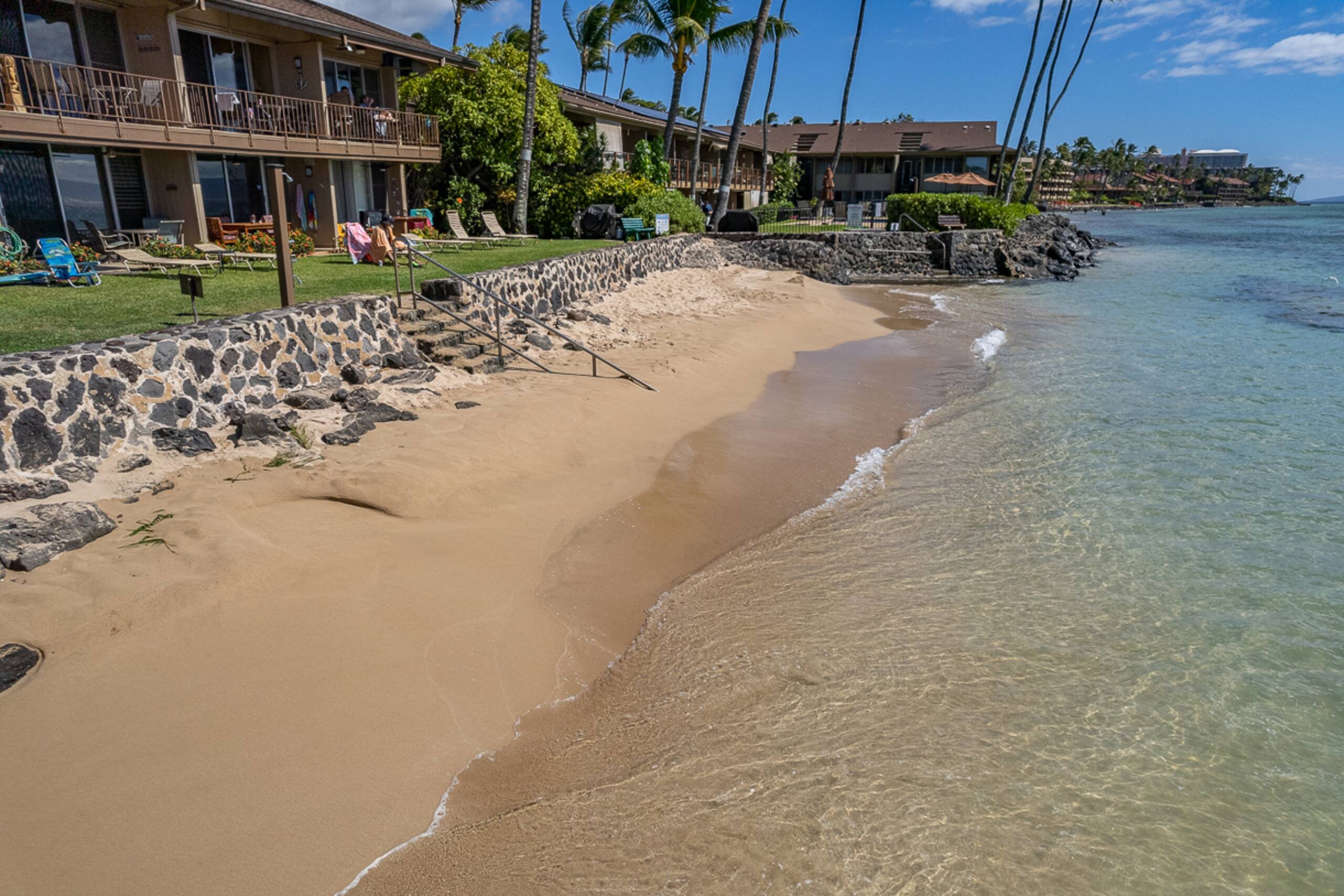 Condo in Lahaina · ★4.68 · 1 bedroom · 1 bed · 1 private bath - Image 37