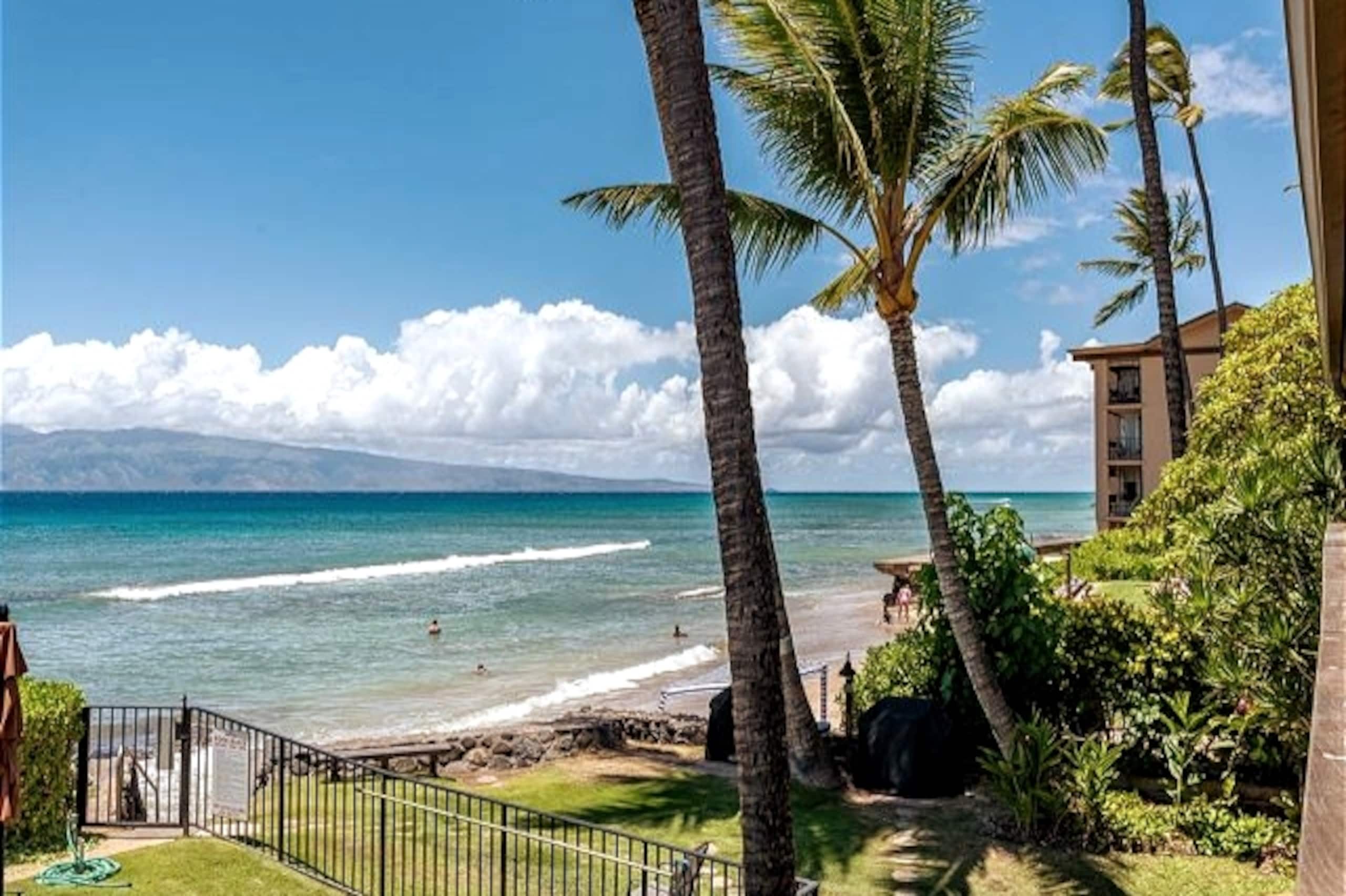 Condo in Lahaina · ★4.68 · 1 bedroom · 1 bed · 1 private bath - Image 38