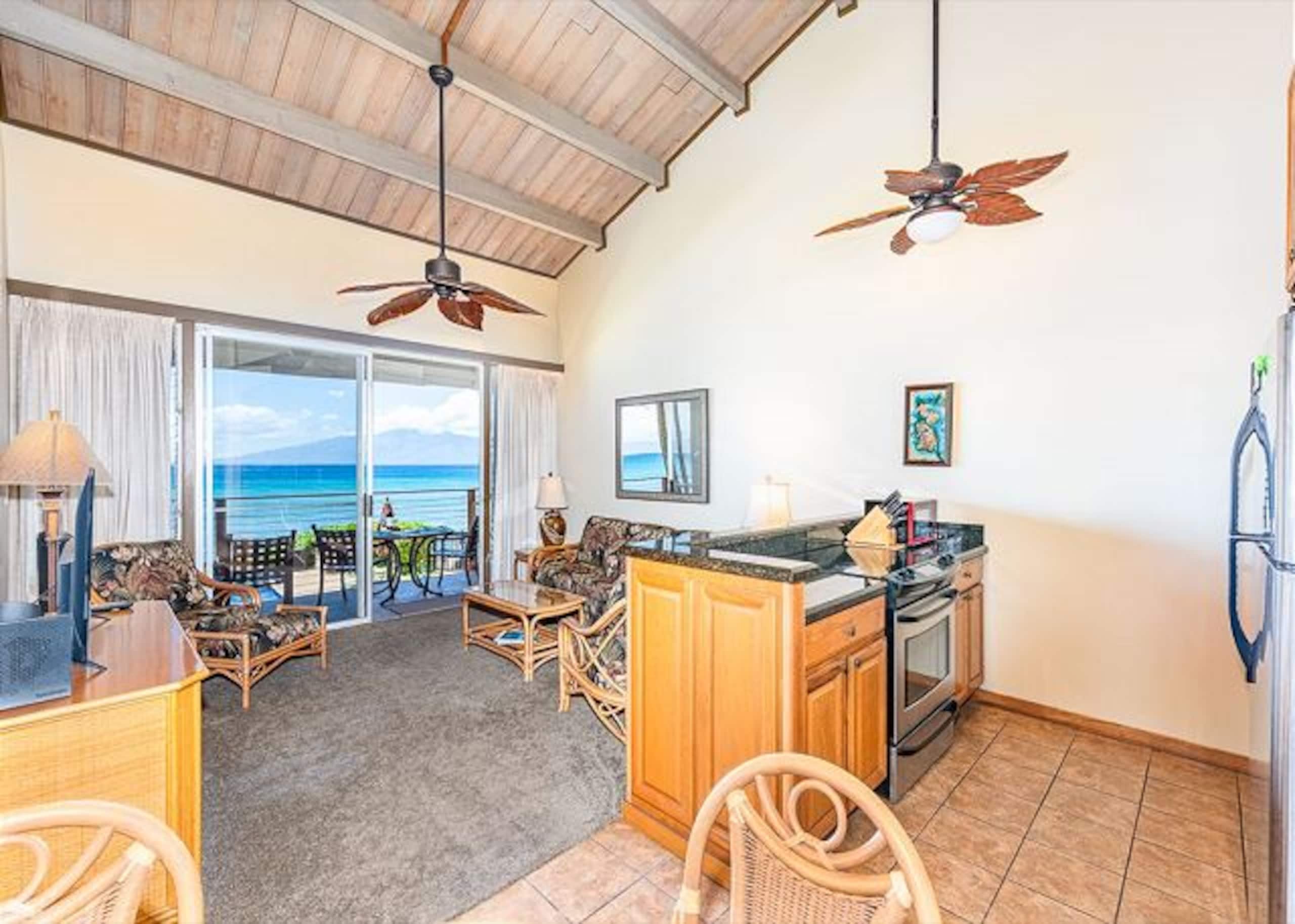 Condo in Lahaina · ★4.68 · 1 bedroom · 1 bed · 1 private bath - Image 9