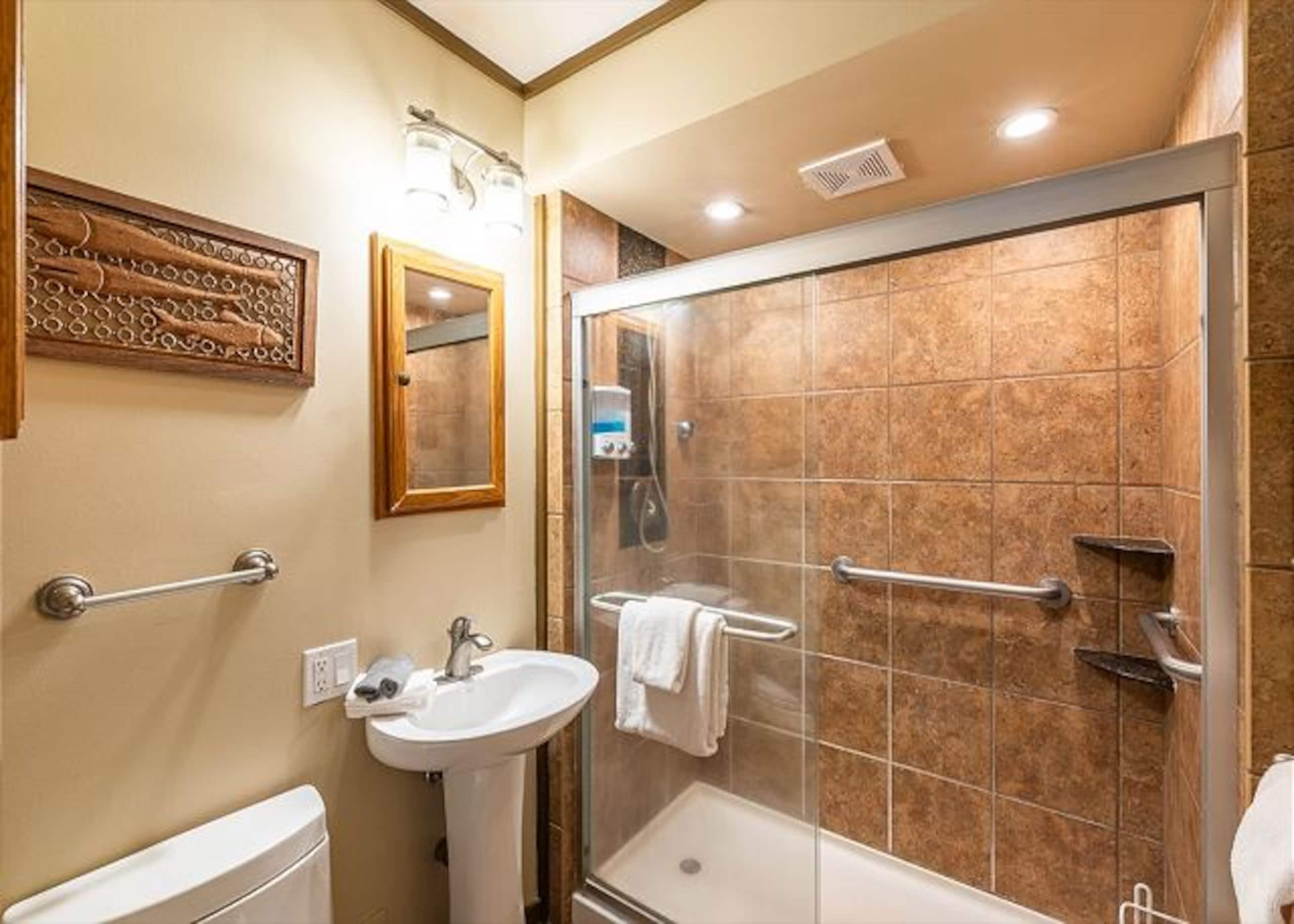 Condo in Lahaina · ★4.68 · 1 bedroom · 1 bed · 1 private bath - Image 22
