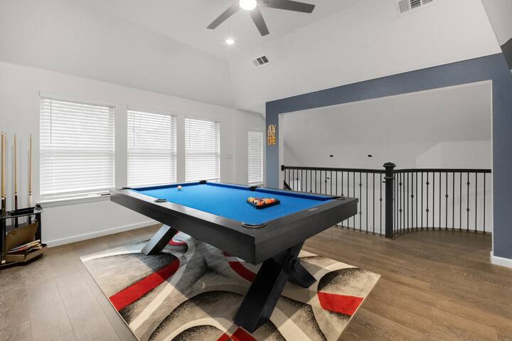 Gorgeous Room Near Uptown/Downtown/Deep Ellum gallery image 4