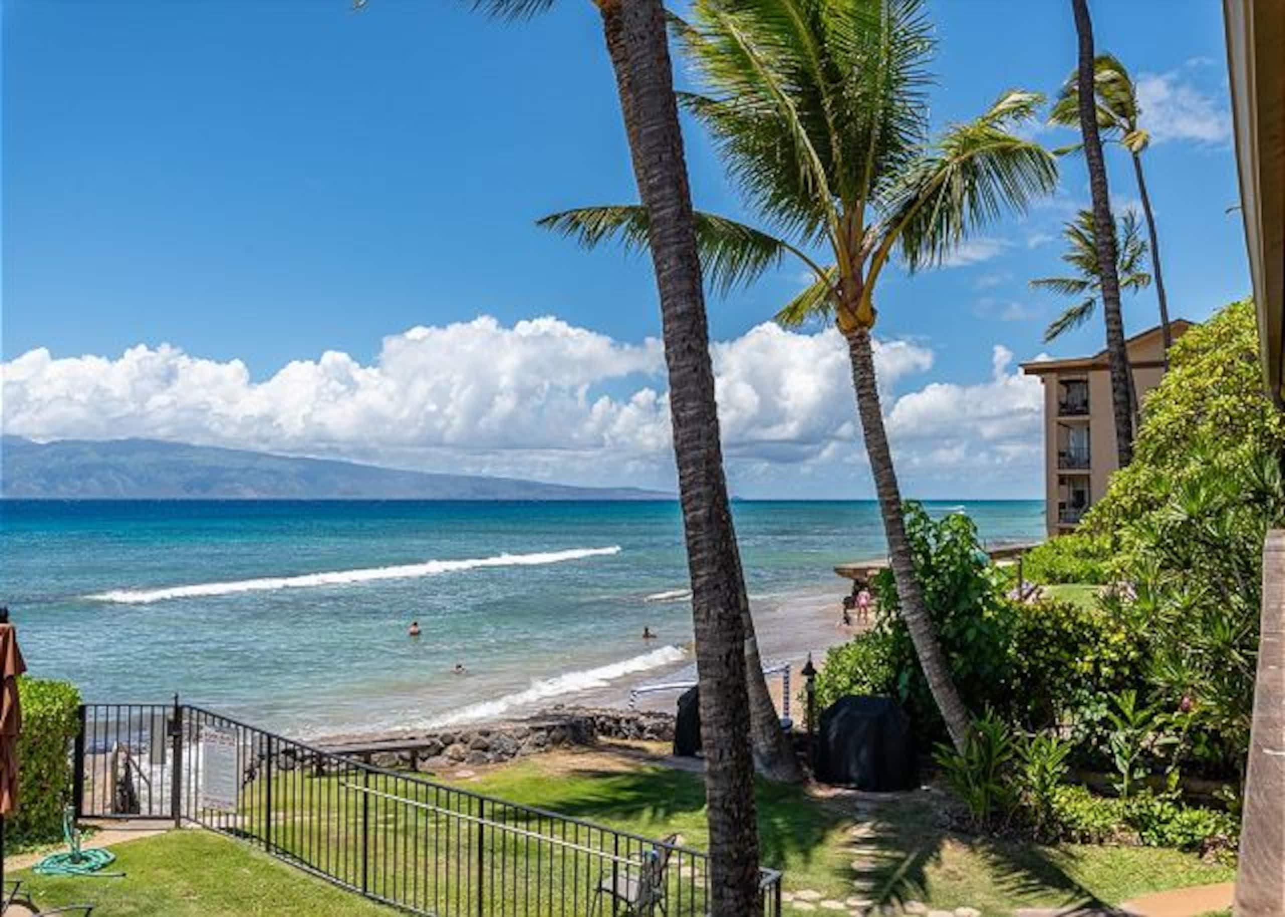 Condo in Lahaina · ★4.87 · 1 bedroom · 1 bed · 1 bath - Image 19