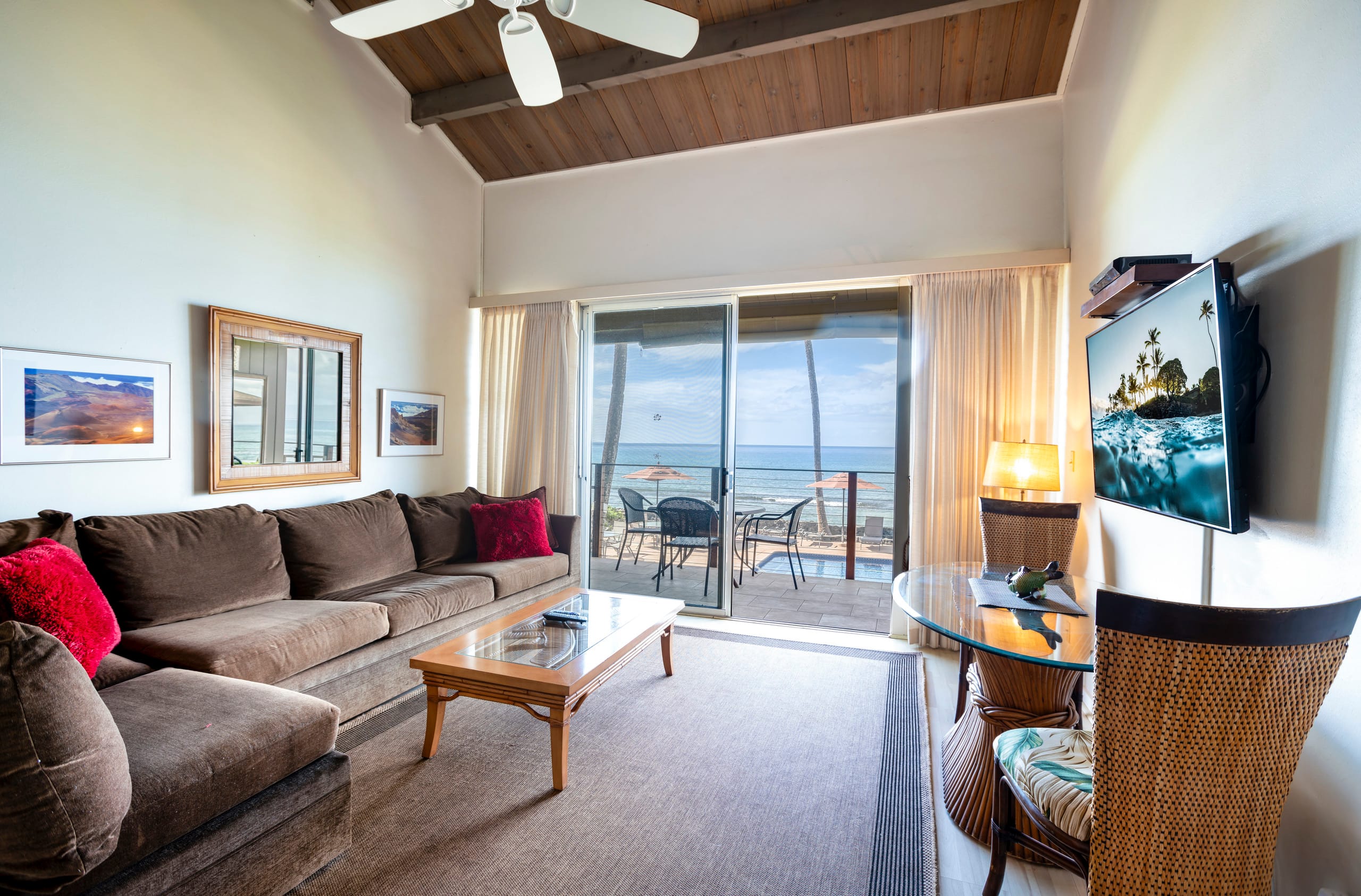 Condo in Lahaina · ★4.87 · 1 bedroom · 1 bed · 1 bath - Image 4