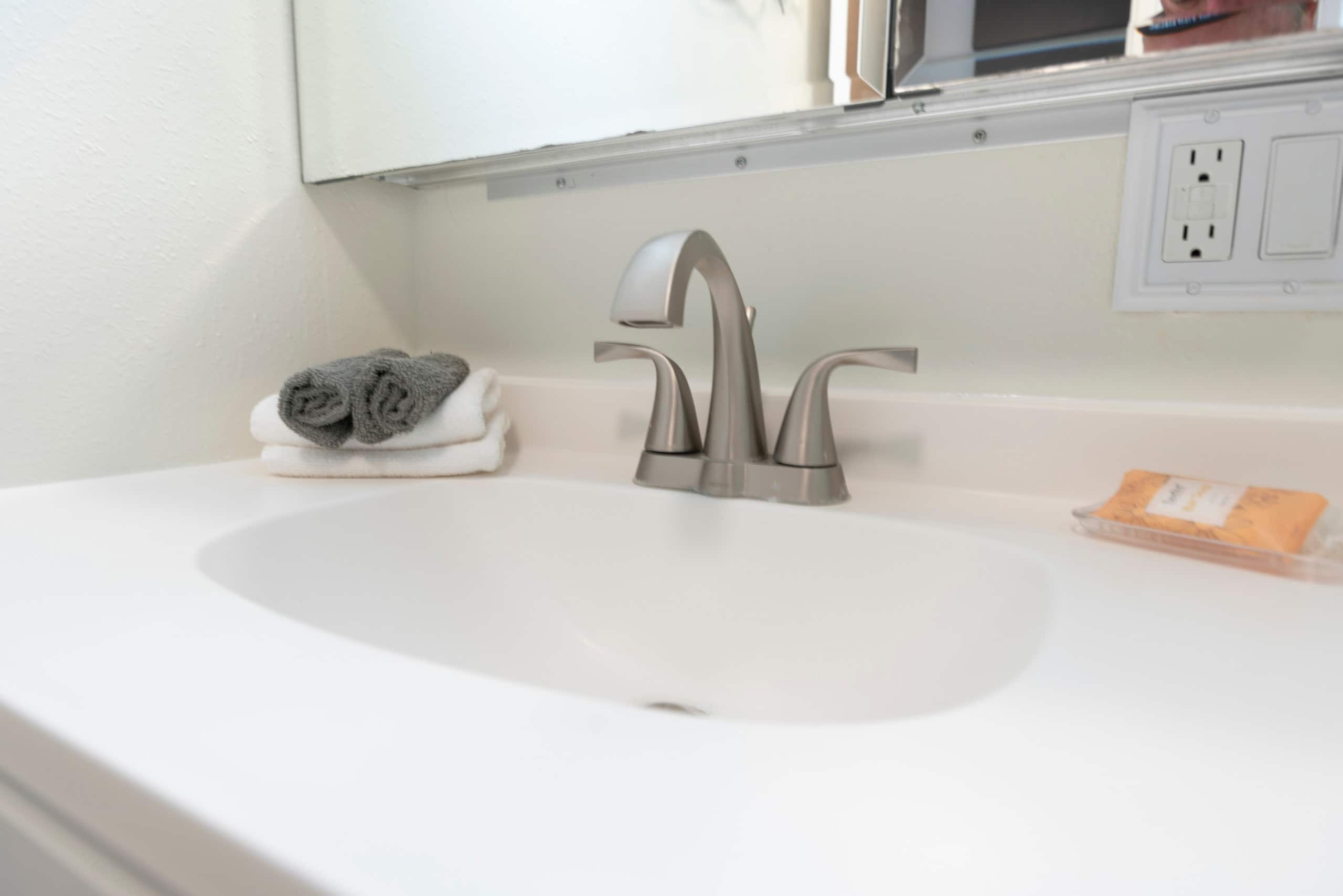 Condo in Lahaina · ★4.87 · 1 bedroom · 1 bed · 1 bath - Image 13