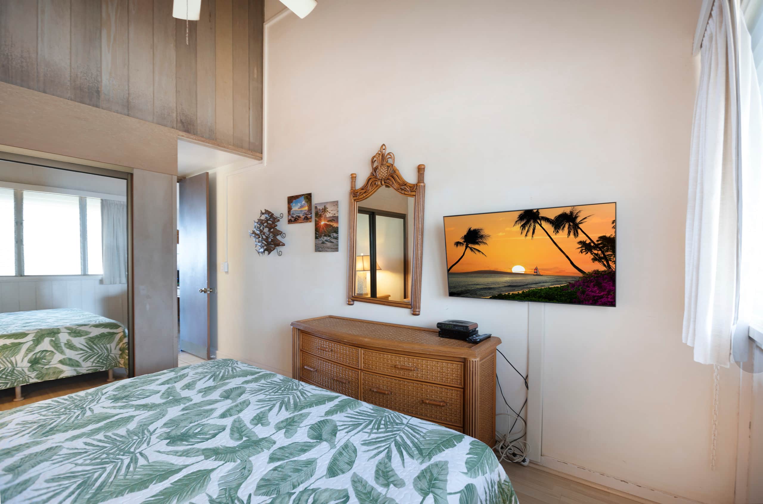 Condo in Lahaina · ★4.87 · 1 bedroom · 1 bed · 1 bath - Image 10