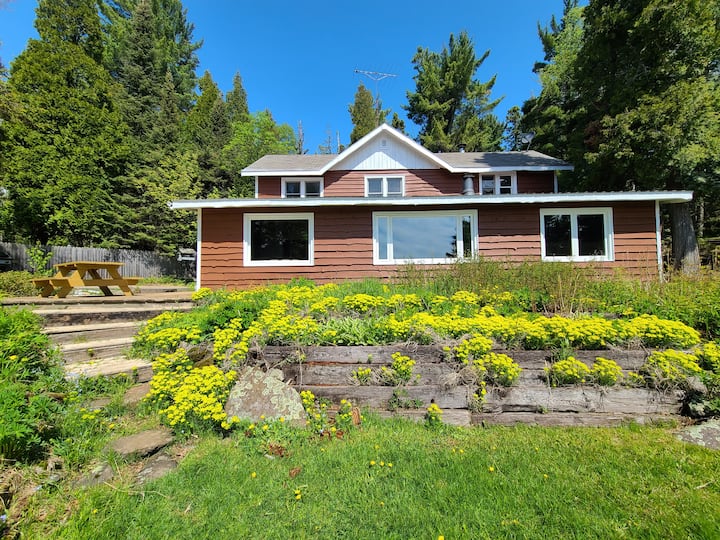 Palisade Head Holiday Rentals & Homes Beaver Bay Township, MN Airbnb