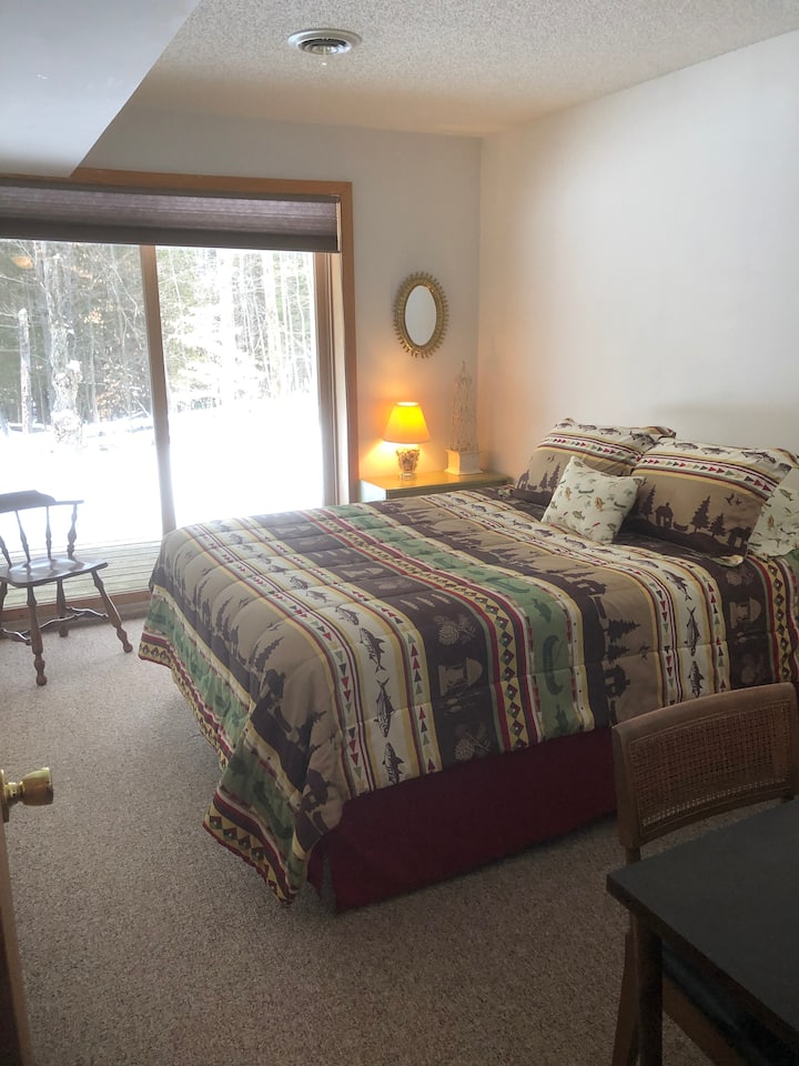 queen bed