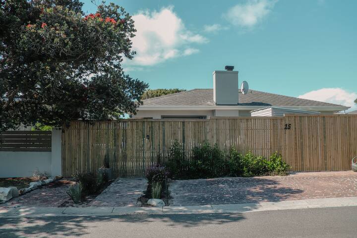 The Deck House Kommetjie gallery image 2