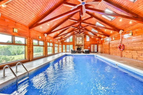 Windham private heated indoor pool up to 12 ppl
