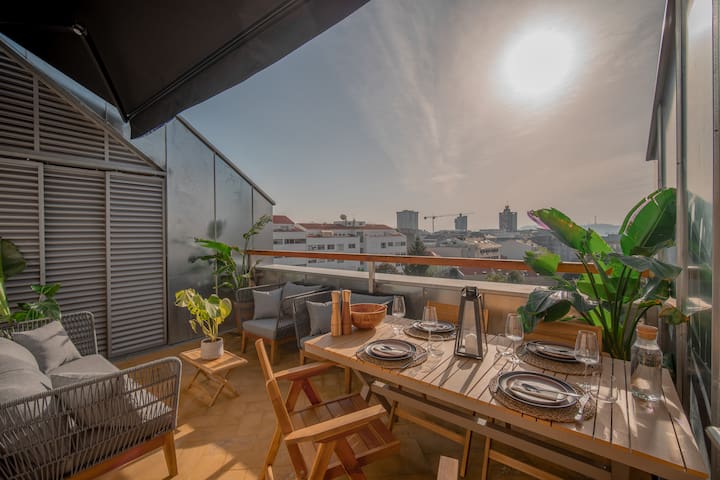 Eco Penthouse in downtown with rooftop & parking