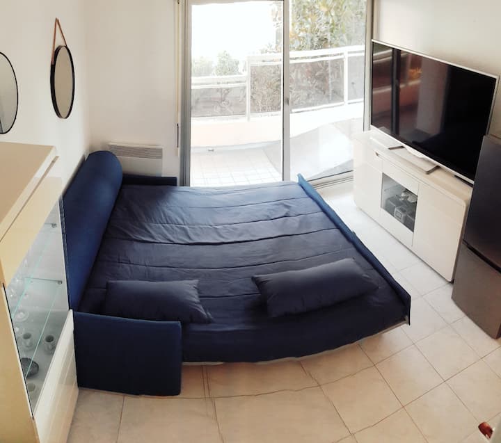 Kitanda cha sofa kinachoweza kubadilishwa kuwa kitanda cha watu wawili (180×200cm) au vitanda 2 vya mtu mmoja (90 x 200cm)