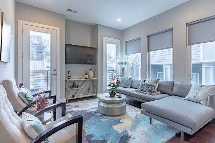 The Champagne Bachelorette Weekend in Nashville gallery image 4