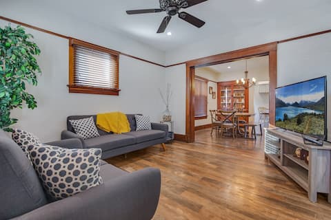 Top Airbnb: Beautiful Craftsman home - short walk to downtown in Southeastern San Diego
