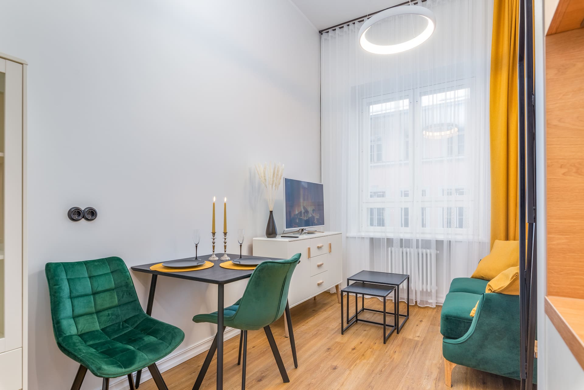 Cosy Duo Loft - shelf check-in