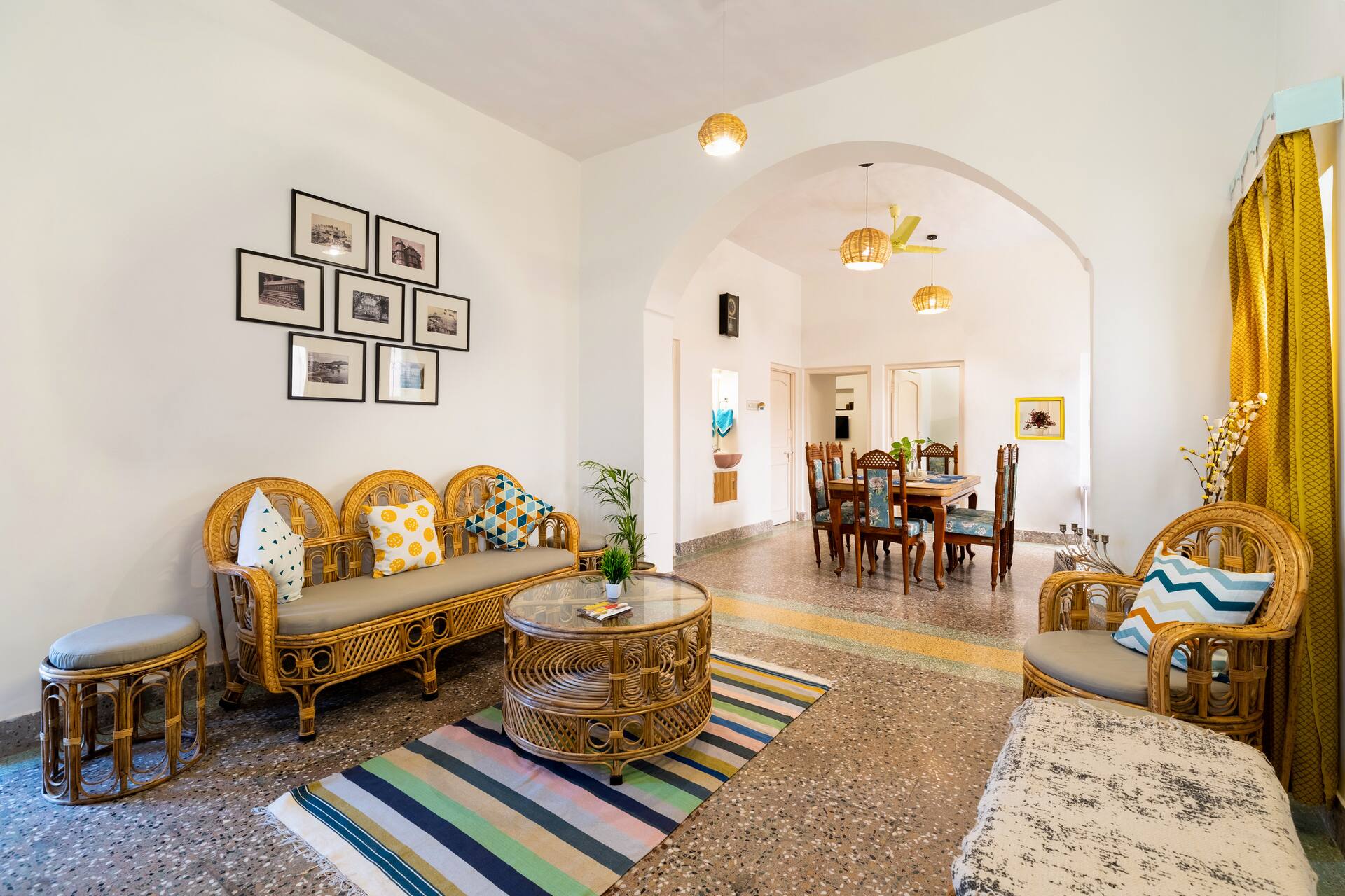 De Bougainvilla near Lake Fatehsagar - 2 mins walk