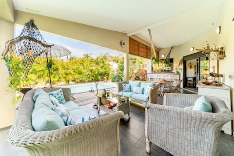 CASA 4* vacation villa with family & friends