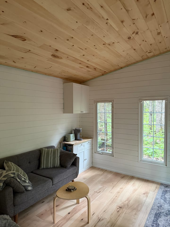 Off-grid Cabin Experience - Bracebridge