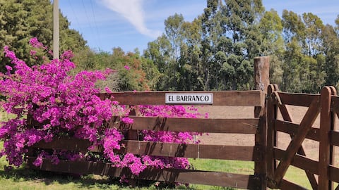CASA DE CAMPO EL Cranco with a way down to the beach