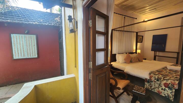 Bedroom 1 image 2
