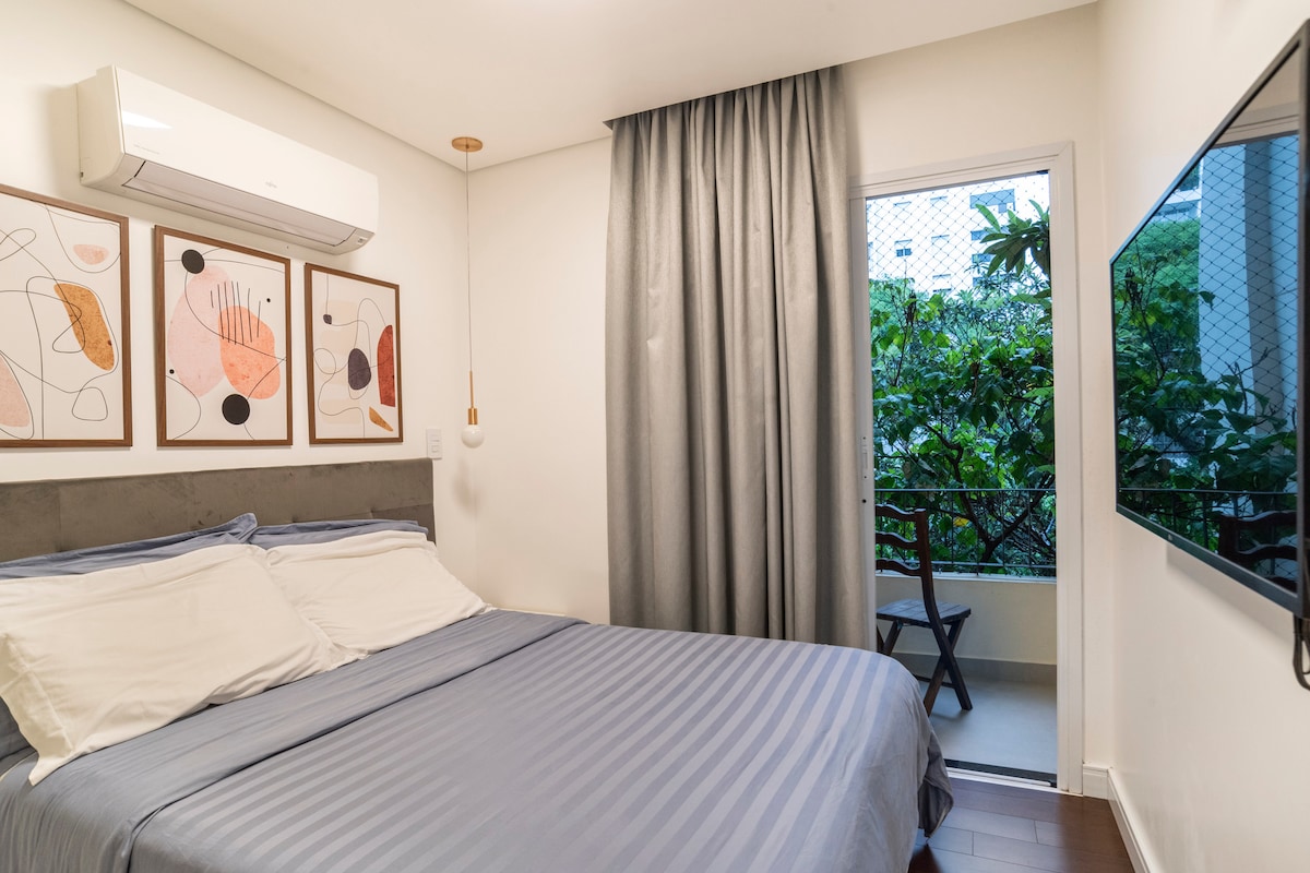 Segundo dormitorio con balcón