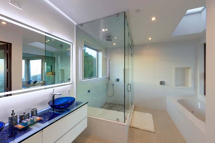 Luxury Oasis. Vast Views. Dreamy Group Destination gallery image 3