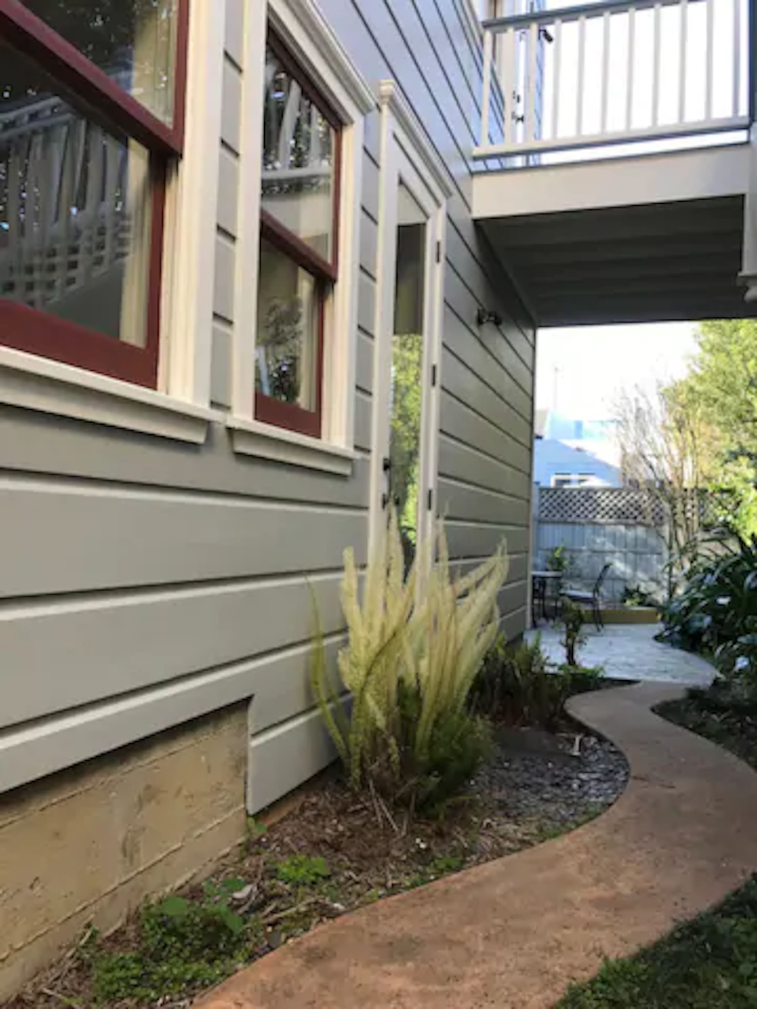 Home in San Francisco · ★4.91 · 3 bedrooms · 3 beds · 2.5 baths - Image 34