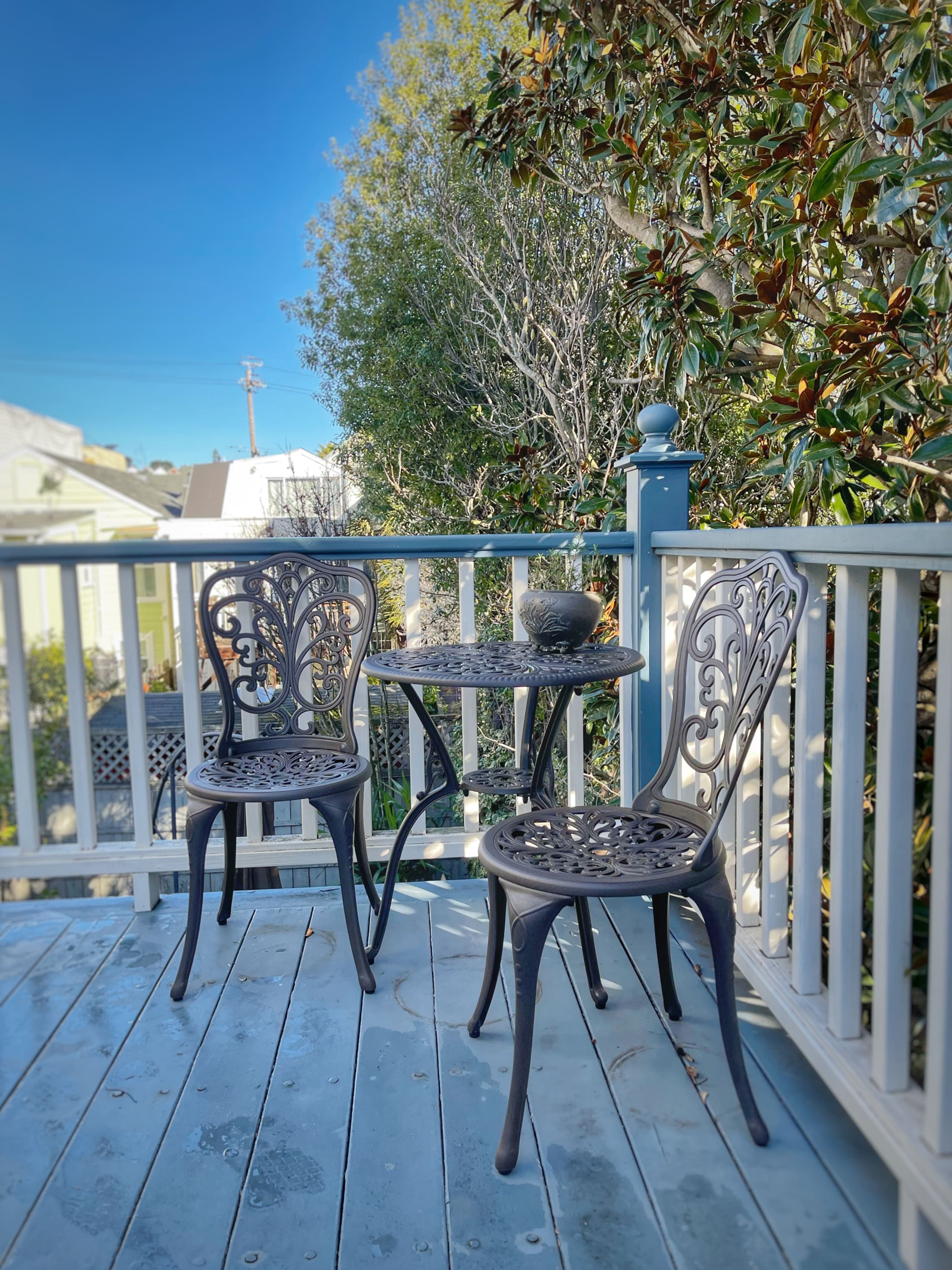 Home in San Francisco · ★4.91 · 3 bedrooms · 3 beds · 2.5 baths - Image 37