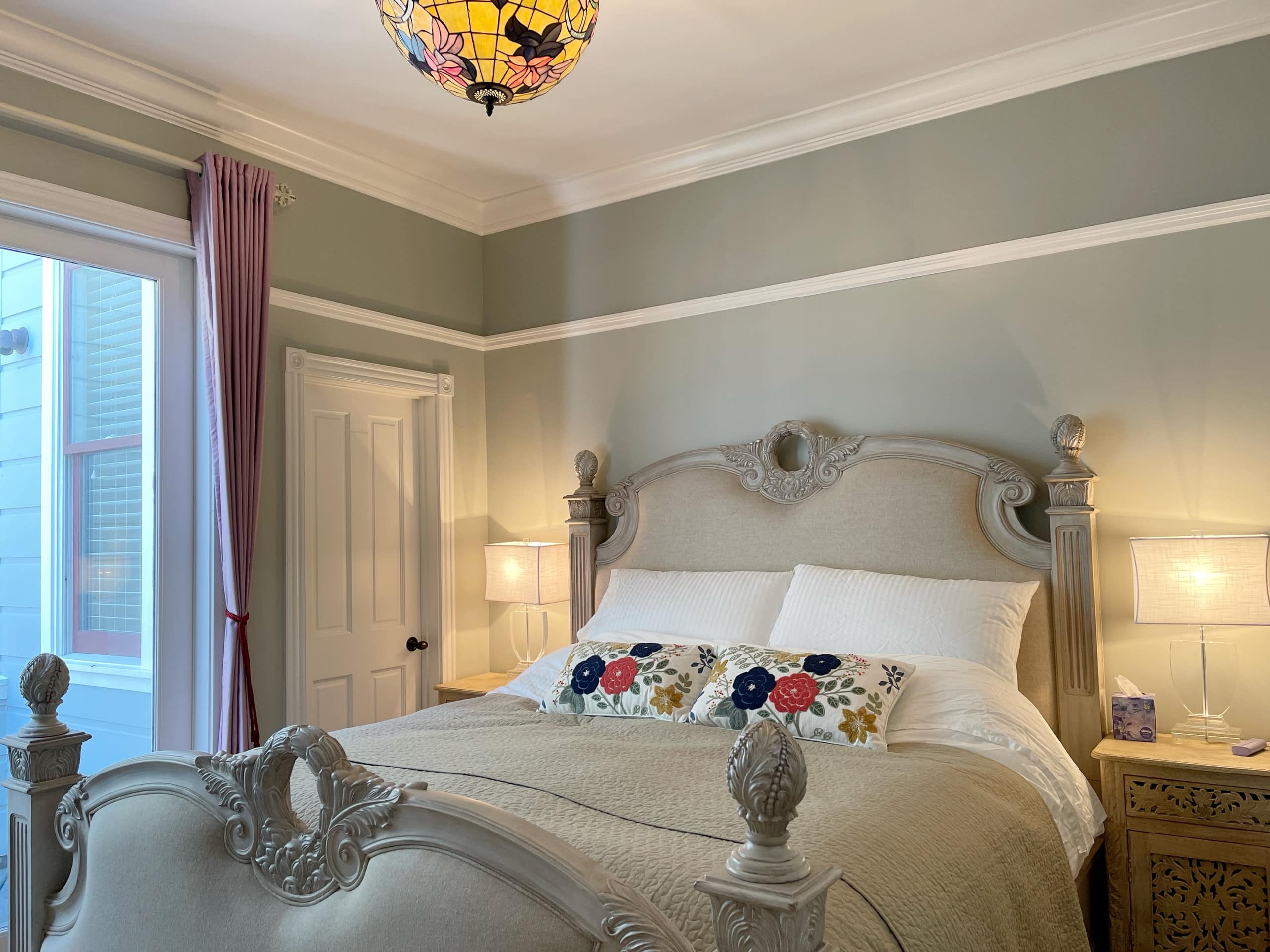 Home in San Francisco · ★4.91 · 3 bedrooms · 3 beds · 2.5 baths - Image 11