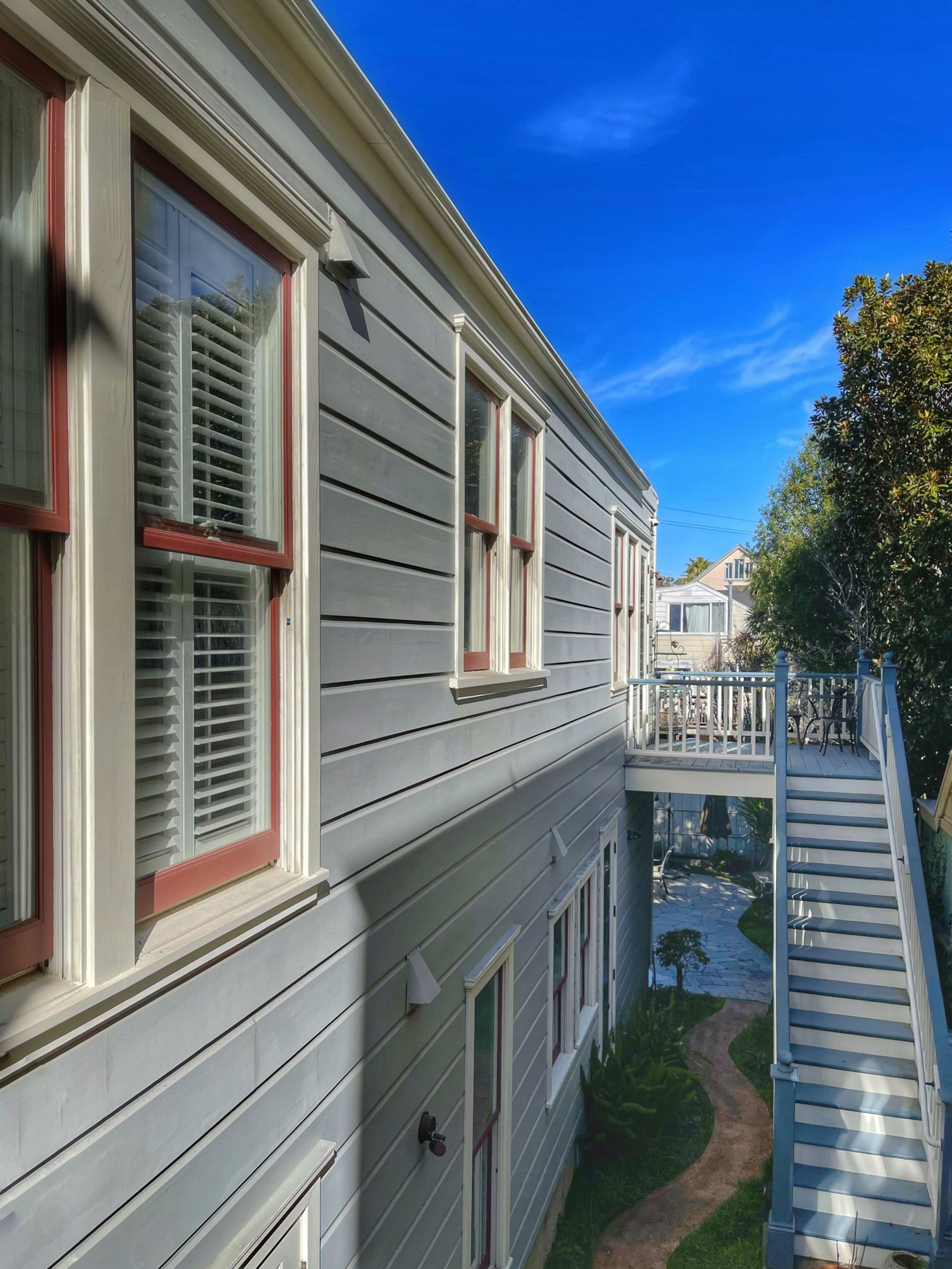 Home in San Francisco · ★4.91 · 3 bedrooms · 3 beds · 2.5 baths - Image 39