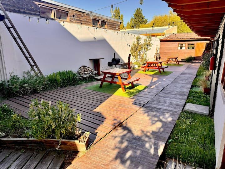 Cómodo Espacio En Pleno Centro De El Calafate - Provincia de Santa Cruz