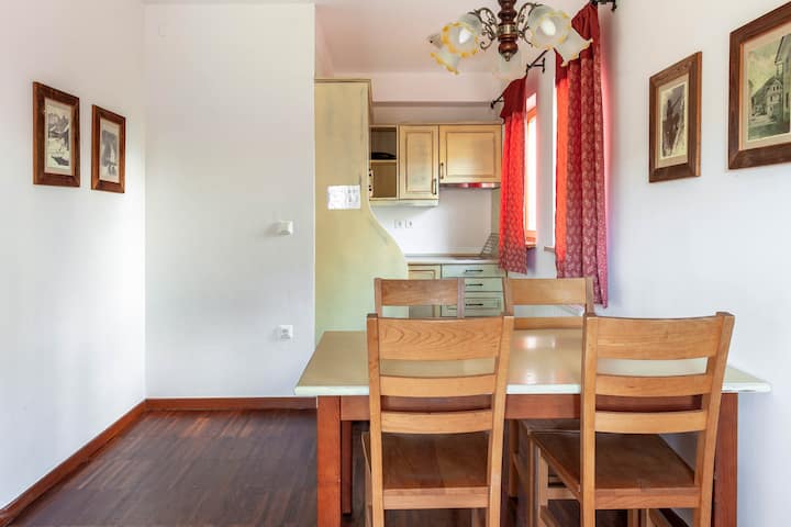 Apartment With Prime Location And Cozy Terrace - Trenta