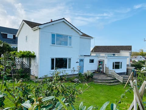 Pobbles - home from home on gorgeous Gower