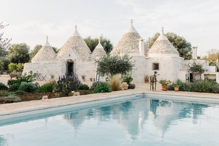 Masseria Silentio with Trullo & Pool in Ostuni gallery image 2